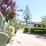 Casa Black Magic Apartamento Otranto